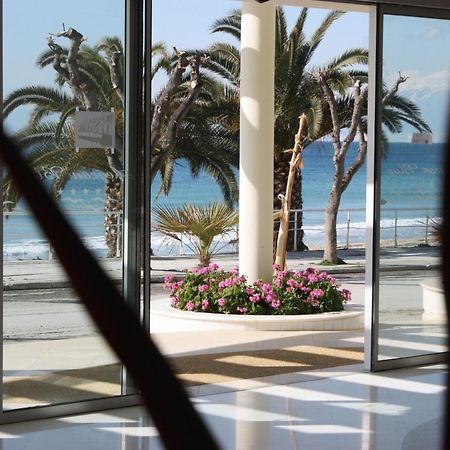 Aegean Blue Beach Hotel Nea Kallikrateia ภายนอก รูปภาพ