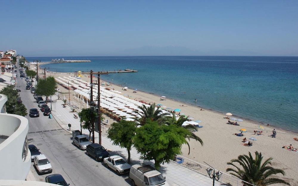 Aegean Blue Beach Hotel Nea Kallikrateia ภายนอก รูปภาพ