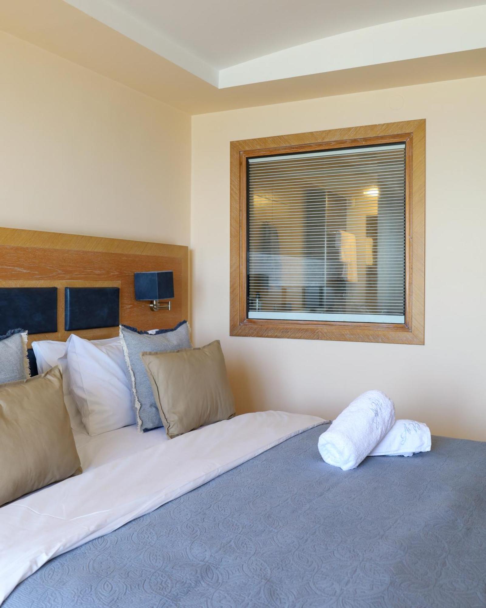 Aegean Blue Beach Hotel Nea Kallikrateia ภายนอก รูปภาพ