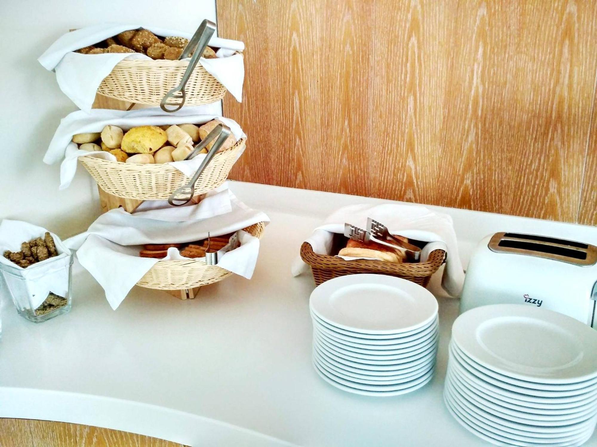 Aegean Blue Beach Hotel Nea Kallikrateia ภายนอก รูปภาพ