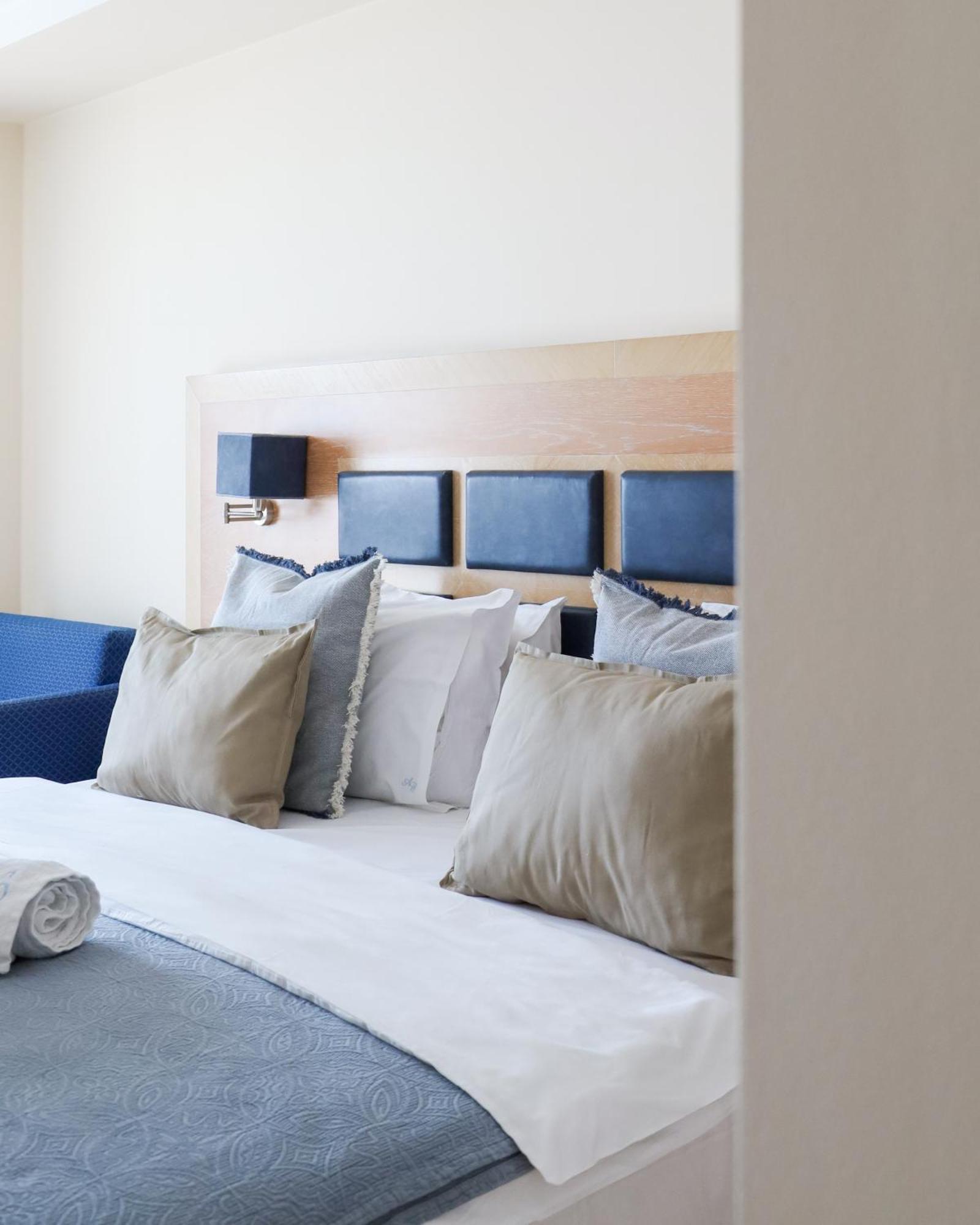 Aegean Blue Beach Hotel Nea Kallikrateia ภายนอก รูปภาพ