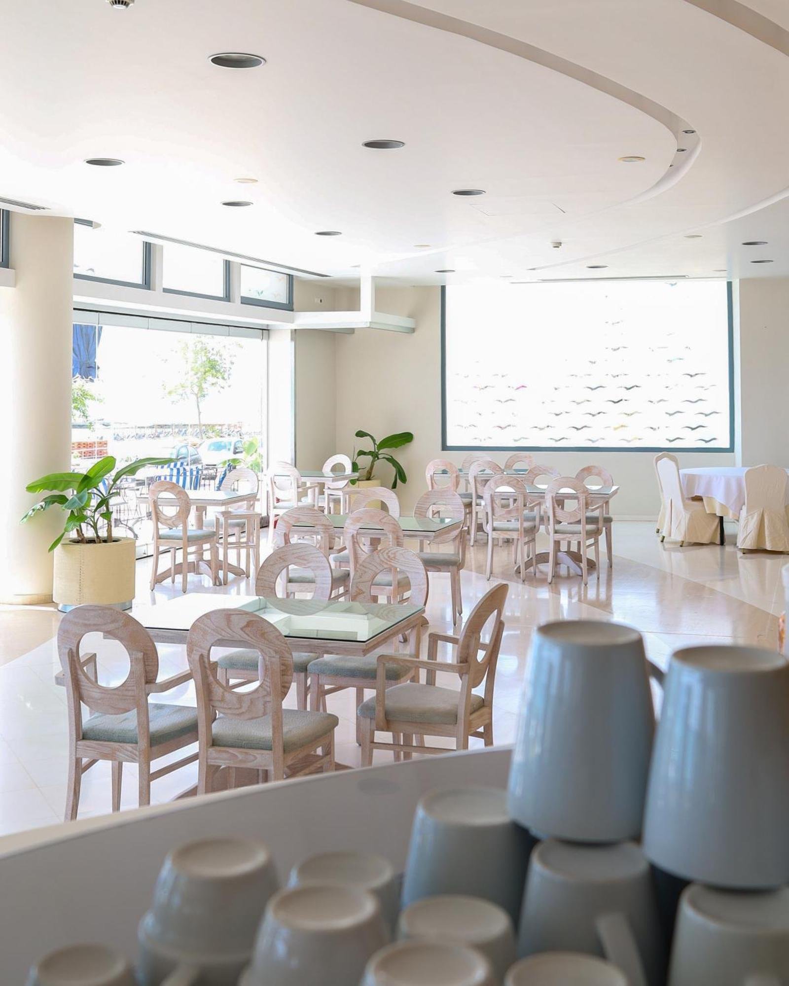 Aegean Blue Beach Hotel Nea Kallikrateia ภายนอก รูปภาพ