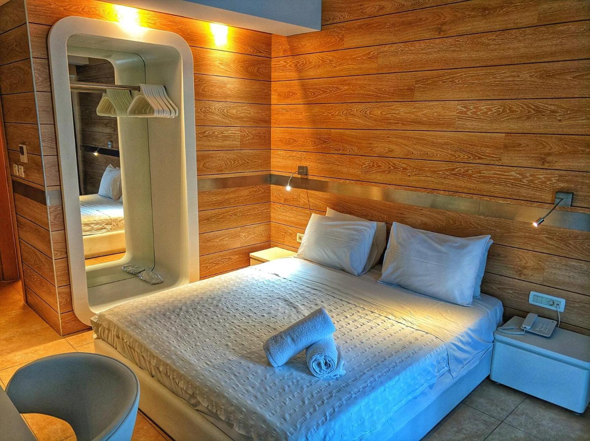 Aegean Blue Beach Hotel Nea Kallikrateia ภายนอก รูปภาพ